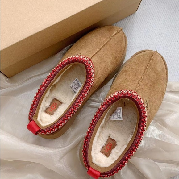 UGG TASMAN SLIPPERS CHESTNUT NEW - Picture 2 of 5